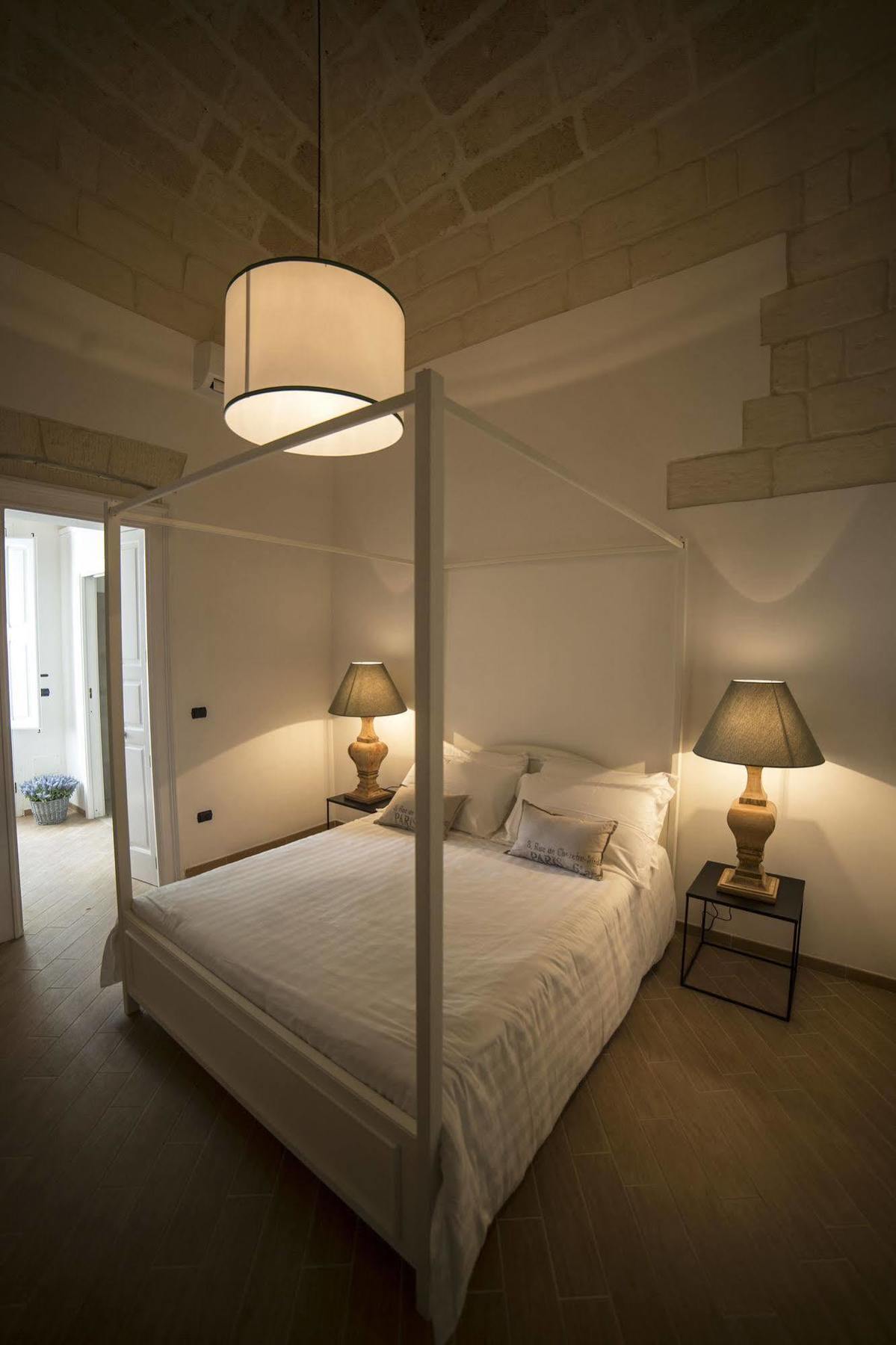 Santa Marta Suites & Apartments Lecce Exterior photo