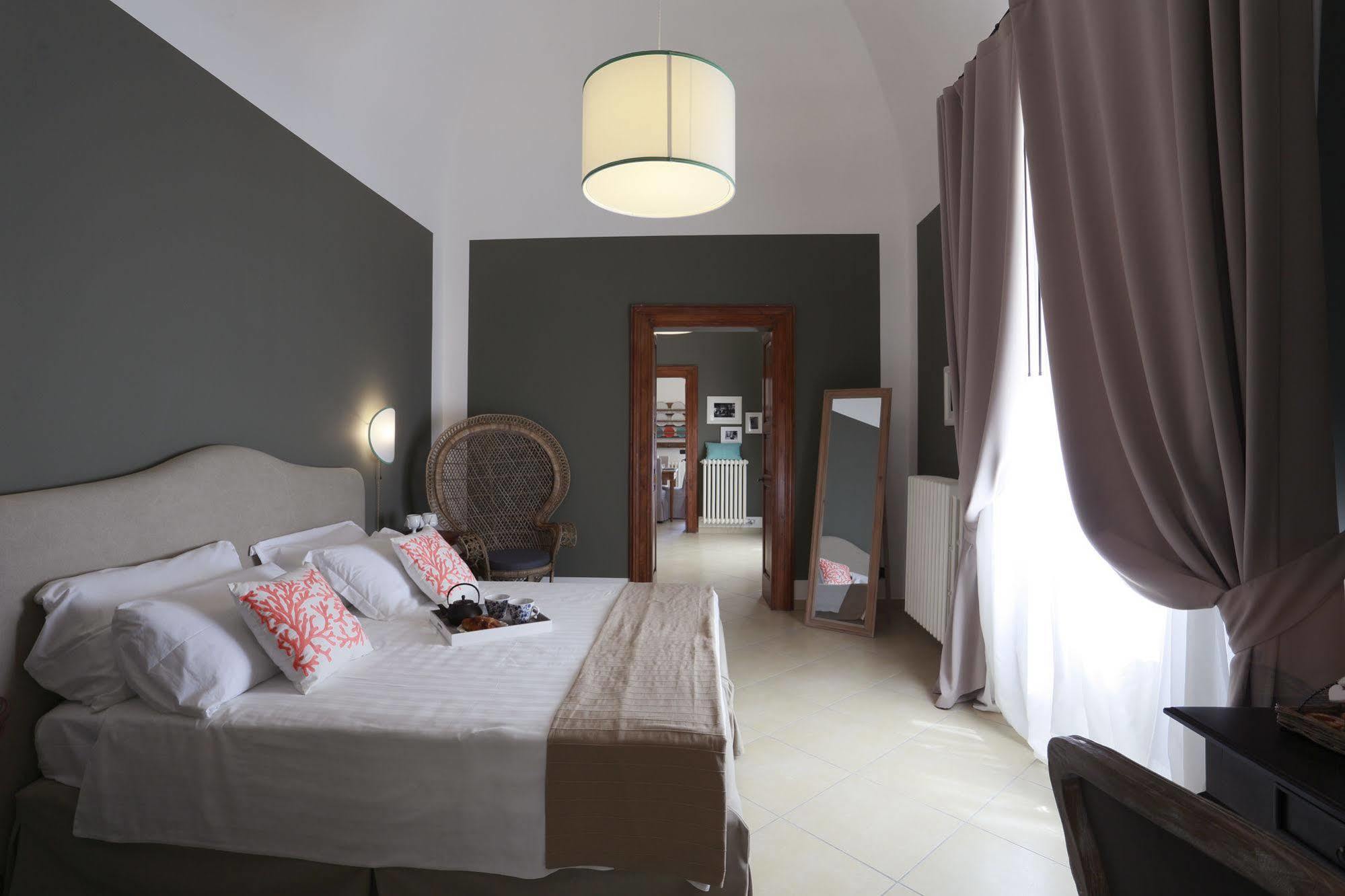Santa Marta Suites & Apartments Lecce Exterior photo