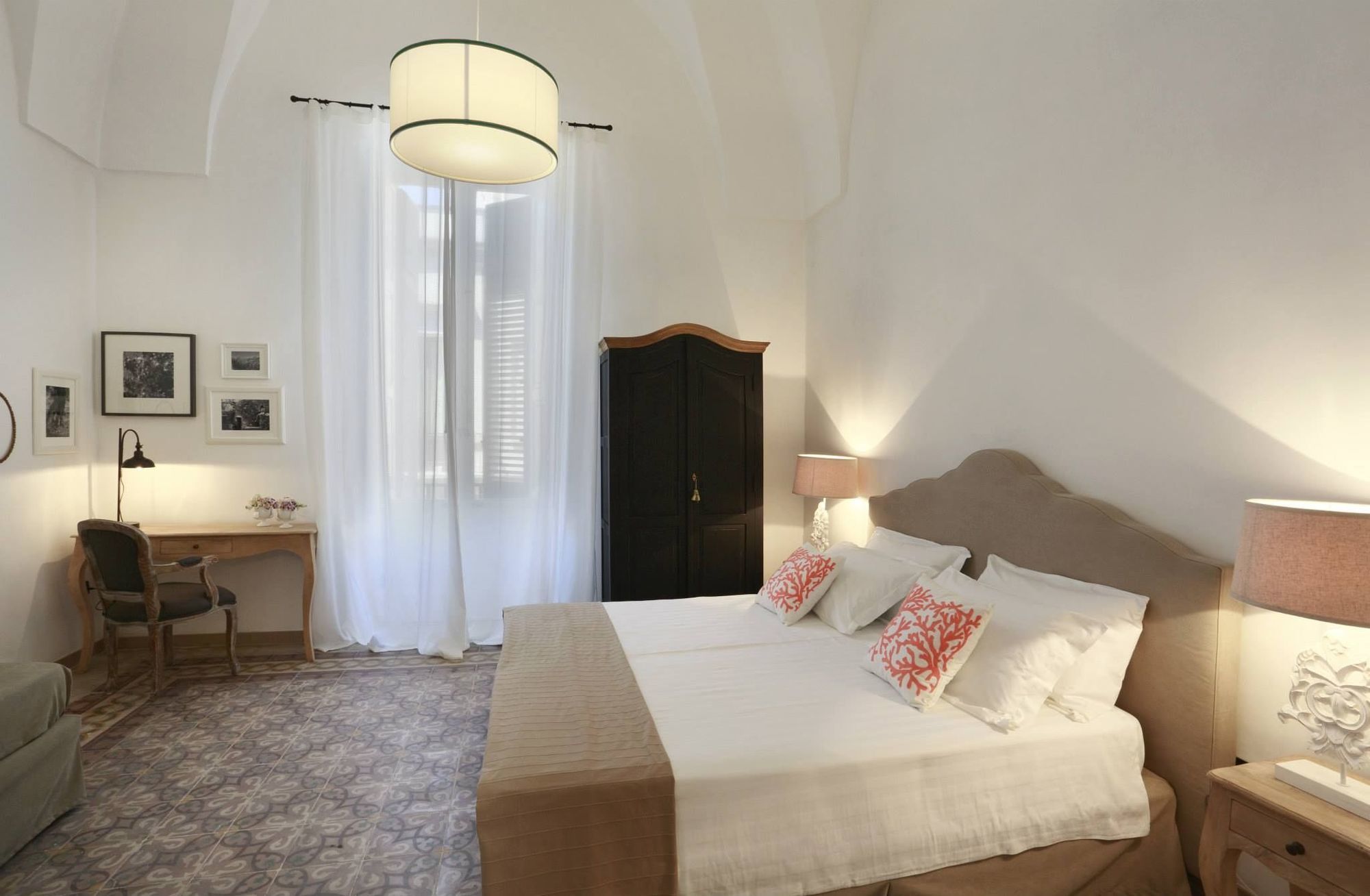 Santa Marta Suites & Apartments Lecce Exterior photo